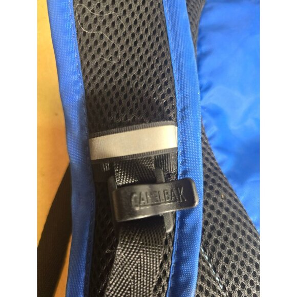 Camelbak Rogue Hydration Backpack Blue Running Cycling Bladder Hose Not Included - Picture 8 of 10